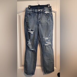 Judy Blue Distressed Skinny Jeans in Medium Blue Wash